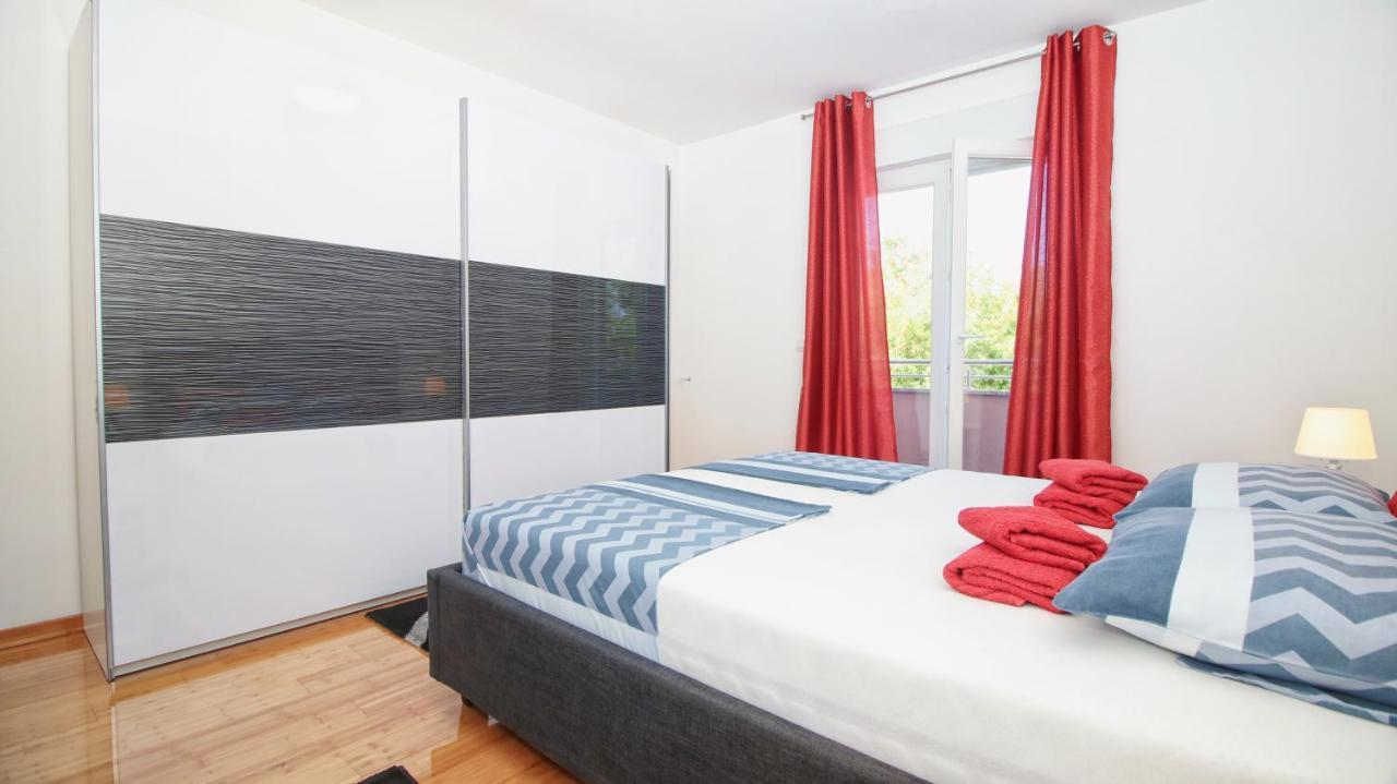 Guesthouse Esma 罗维尼 外观 照片