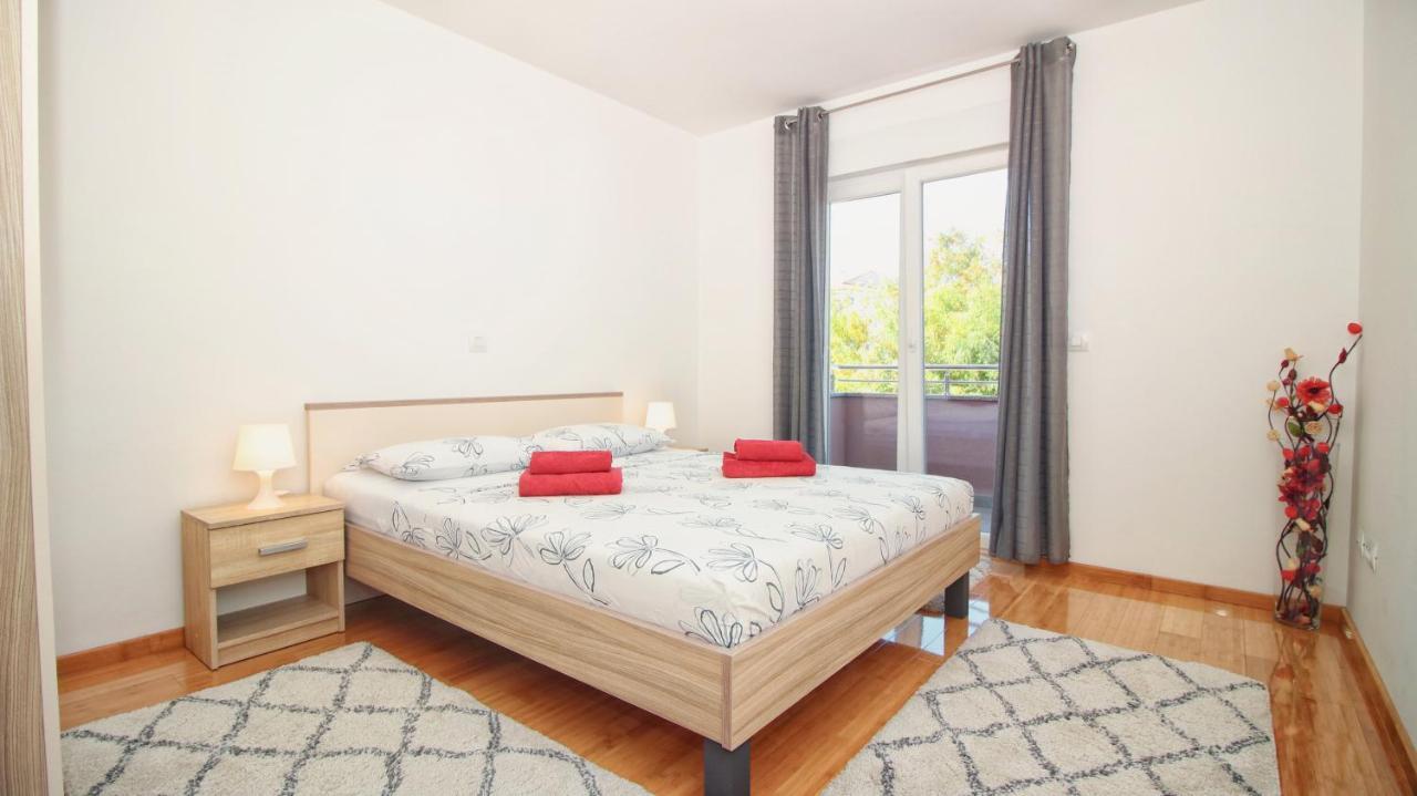Guesthouse Esma 罗维尼 外观 照片