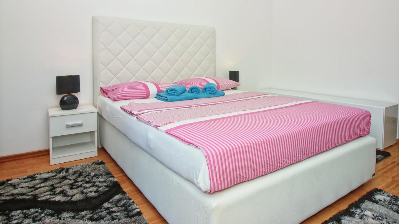 Guesthouse Esma 罗维尼 外观 照片